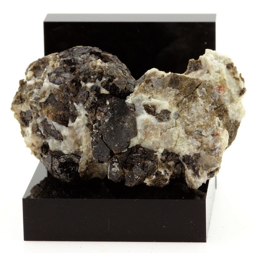 Pietre minerali dravite - e, minerali.