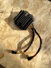 Regolatore Di Tensione