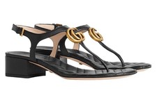 Nuovi sandali Gucci di lusso