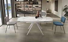 Tavolo moderno ovale