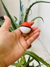 Portachiavi Poké Ball Pokémon – Stampato in 3D e Assemblato a Mano – Idea Regalo