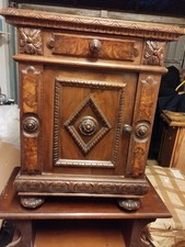 mobili antichi e antiquariato