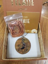 Collana Alviero Martini  1' Classe in pelle e acciaio con cordino in raso  