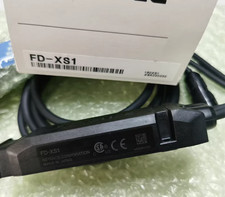 Sensore flusso a morsetto Keyence FD-XS1 nuovo con scatola