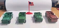 Lotto 4 Jeep Militari Giocattolo in Plastica Fanteria Americana.