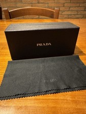 Occhiali da sole uomo Prada