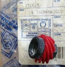 151615 INGRANAGGIO originale RINVIO CONTACHILOMETRI PIAGGIO Vespa ET3 50 90 125