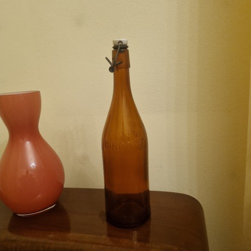 Antica bottiglia vetro birra