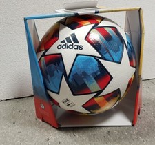 Adidas Champions League -