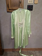 Delicata camicia da notte