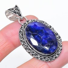 Ciondolo pietra preziosa forma