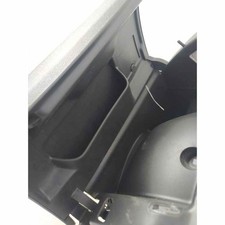 Vano cassetto portaoggetti DX Peugeot 3008 0U 1.6BlueHDi 120 2016 9685050177