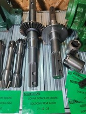 COPPIA CONICA CON ASSE FRESA