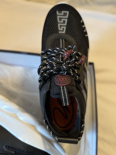 Versace chain reaction - versace,