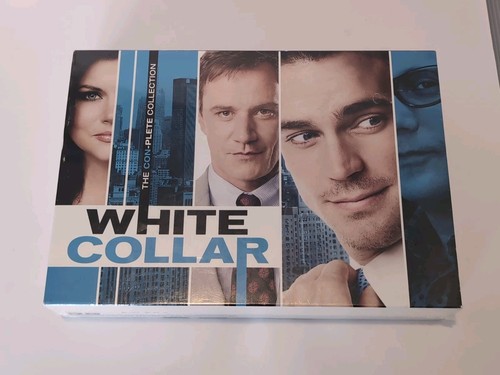 Mint condition white collar - condition,