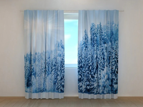 Tende foresta innevata con - innevata,