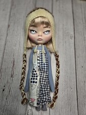 Bambola Blythe asiatica