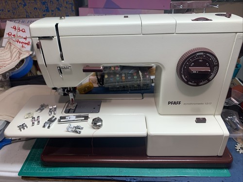 Pfaff 1217 sewing machine