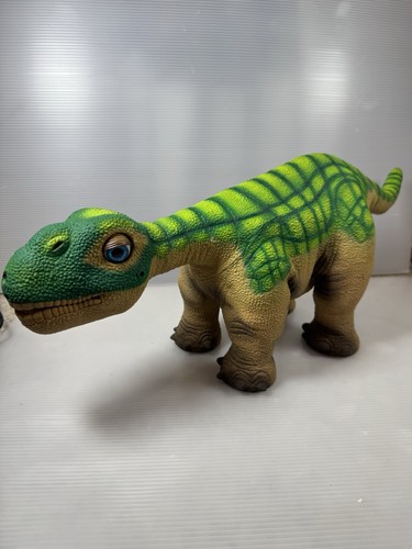 Robot dinosauro interattivo