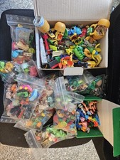 Lotto oltre 150  Sorprese Kinder Ferrero Giodi Anni 80 e 90 