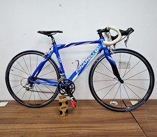 Bici da strada in carbonio
