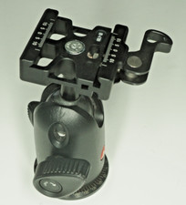 Manfrotto 498RC4 Testa a sfera con leva laterale tipo Arca morsetto a sgancio rapido
