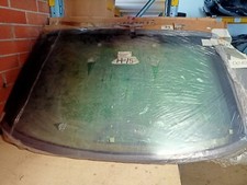 Lunotto posteriore con antenna