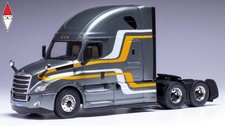 1/43 IXO FREIGHTLINER CORONADO