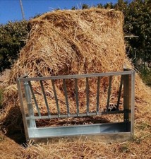 Mangiatoia da muro per pecore e capre mod. Scal.Ferro MZm-100