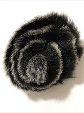 Spilla DENNIS BASSO pelliccia