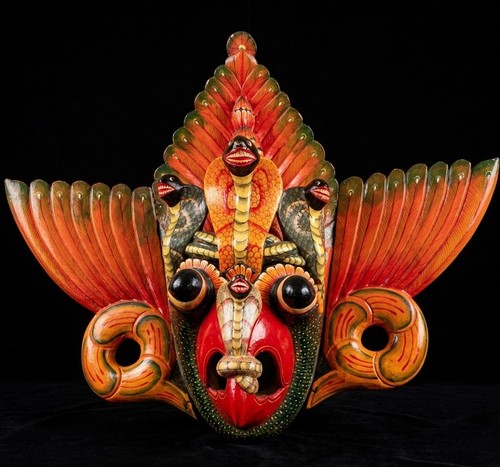Maschera uccellino garuda