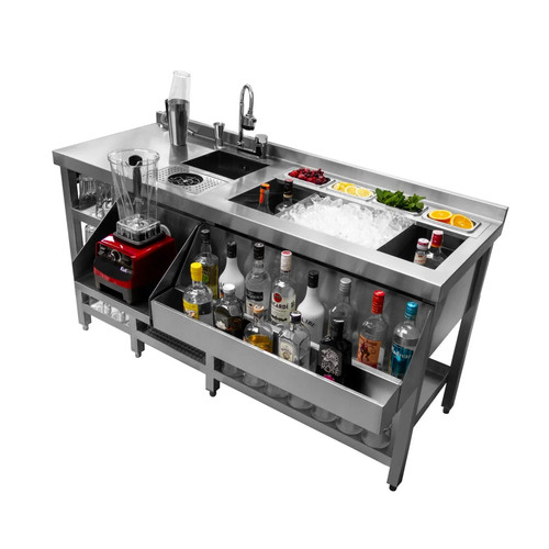 Cocktail station barman - cocktail,