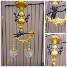 Lampadario lampada putti