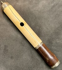 Antica testa di flauto irlandese semplice avorio e legno SOLO HF Meyer autentica?