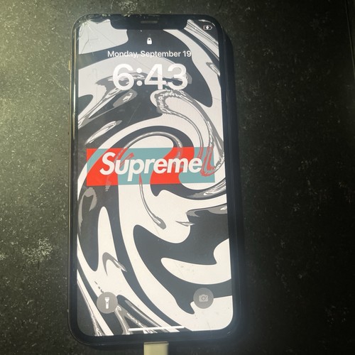 Iphone pro - iphone,