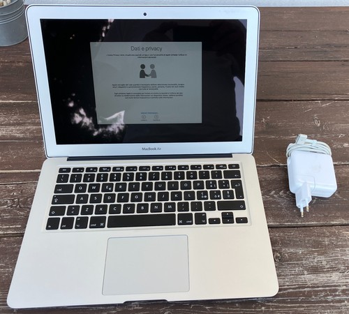 Apple macbook air - apple,