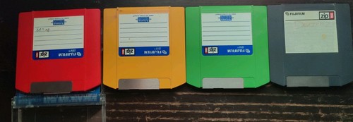 Set iomega zip disks - of,