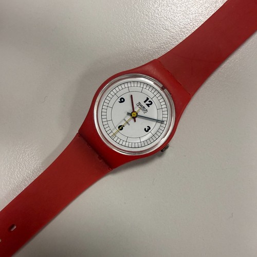 Swatch 1984 red - ⌚,
