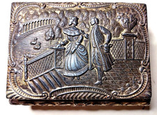 PORTAGIOIE CON CARILLON VINTAGE ANNI 50/60 IN METALLO