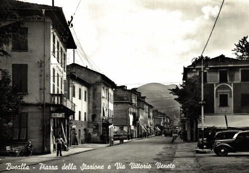Busalla genova piazza - genova, della