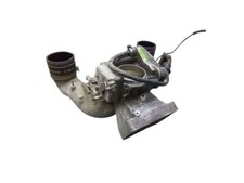 Intake manifold with throttle