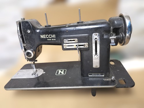 Macchina cucire necchi bu - da,
