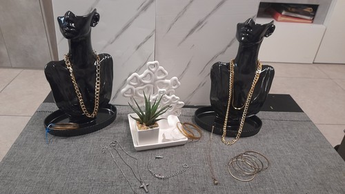 Lotto bigiotteria vintage - 30,