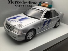 Modellini auto 1:18 UT Models