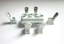 Miniatura in Ceramica Decorata-6 Sedie con Tavolo da Esterno e Giardino-Floreale