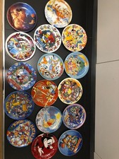 Lotto di 16 piatti natalizi