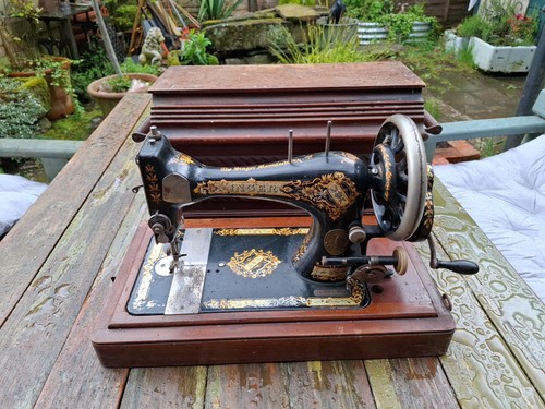 Antique singer sewing machine - antique,