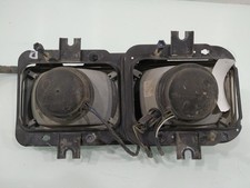 302121760 faro derecho para