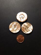 Lotto 3 VECCHI BOTTONI IN VERA MADREPERLA VINTAGE FATTI A MANO 4 FORI 