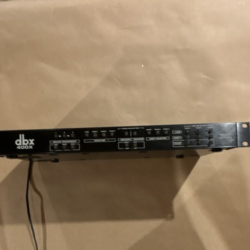 Dbx 400x canali - montaggio, su